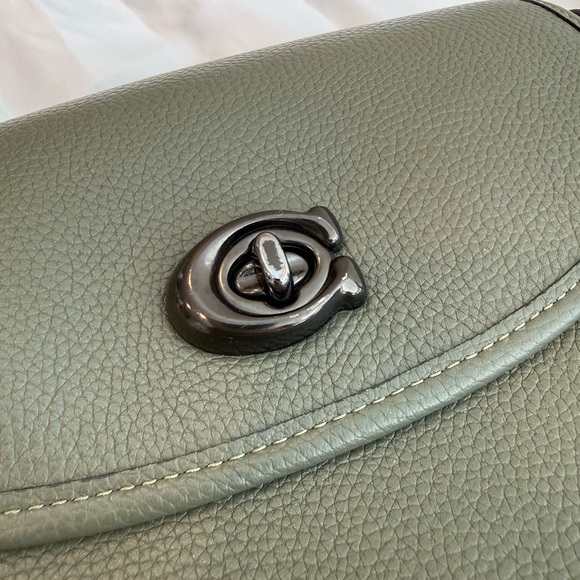 Coach Willow Saddle Bag Green with Gunmetal Hardware and Two Straps - Picture 6 of 6